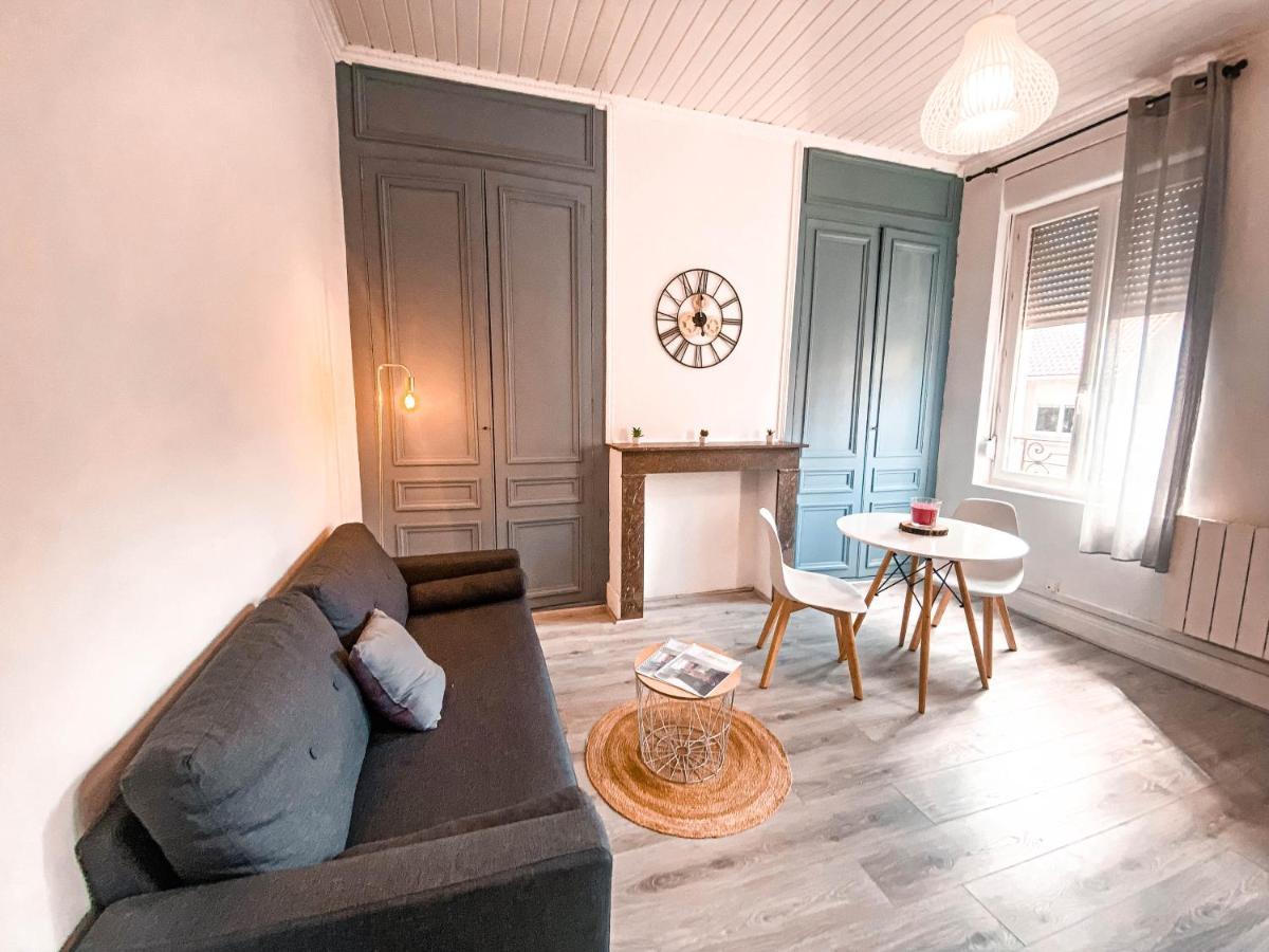 * The Gold Time * Appartement Confort * Centre-Ville كاليه المظهر الخارجي الصورة